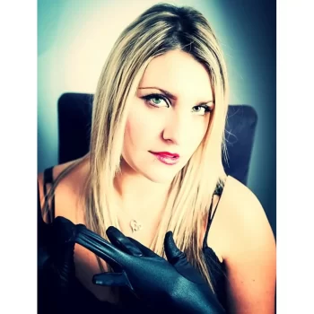 An image of Miss Mackenzee